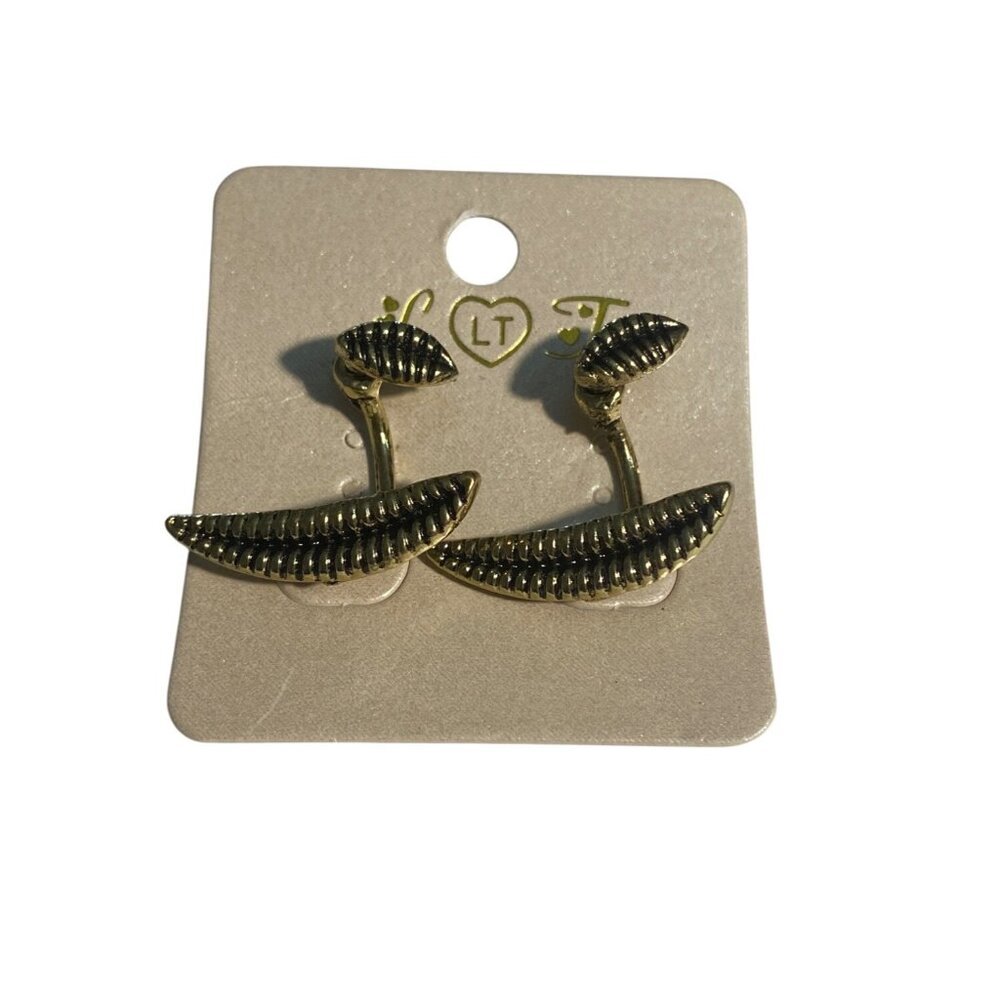 LT Gold Tone Drop Earrings Stylish Ribbed Design‎ Women’s Jewelry Lightweight